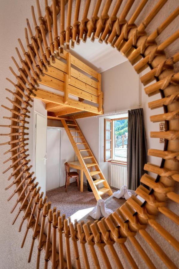 Hotel Les Essarts, Ussim Vacances Валуар Экстерьер фото